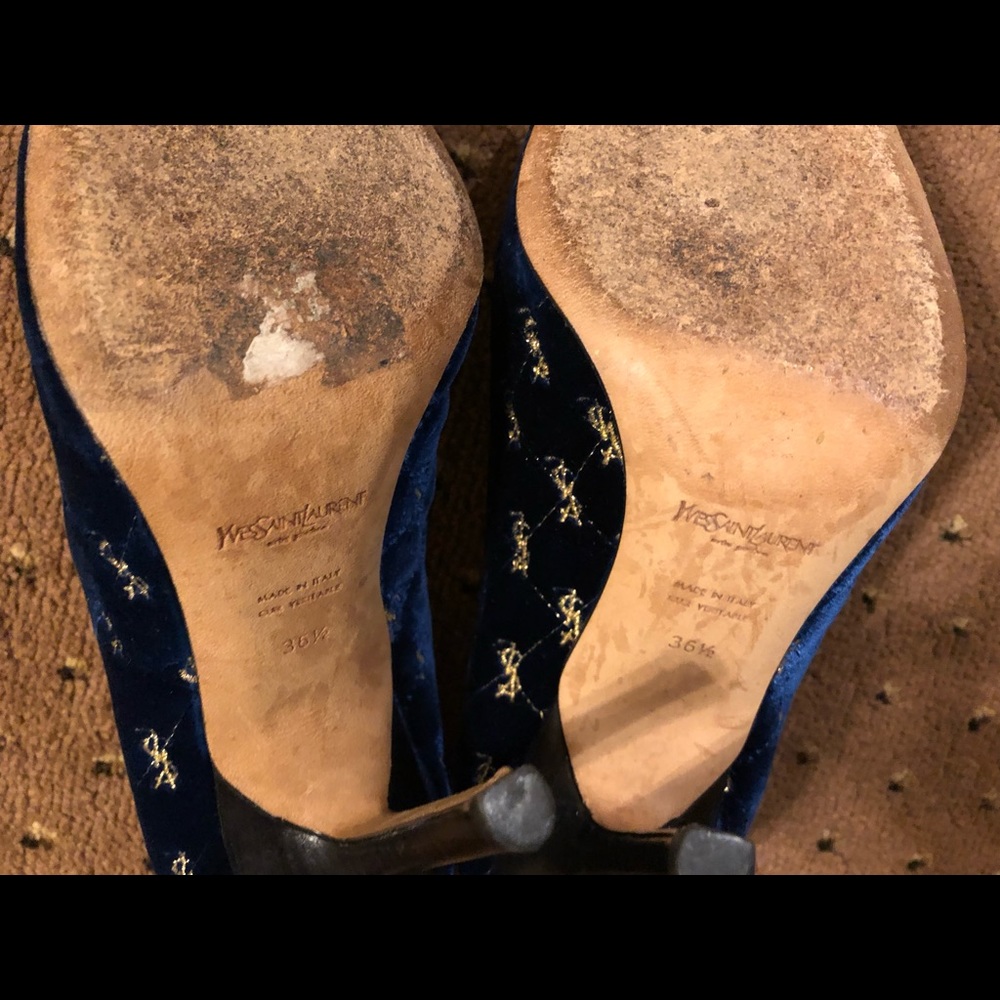 Yves Saint Laurent VINTAGE Blue VELVET Shoes 61/2 - Picture 5 of 10